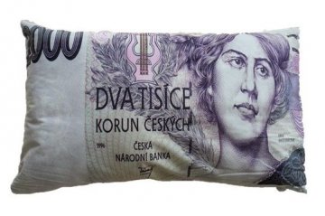 Dekorační polštář bankovka - 2000 Kč Dekorační polštář bankovka - 2000 Kč