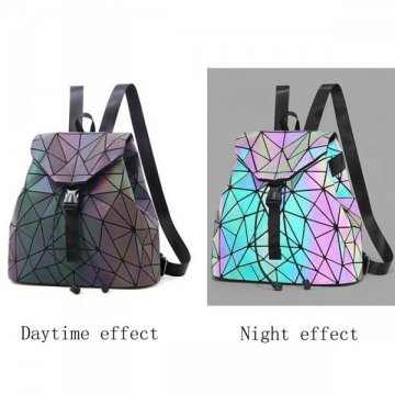 Geometrický světelný batoh Geometrický světelný batoh