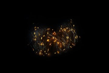Vánoční LED stříbrný drát - 80 LED, teple bílý Vánoční LED stříbrný drát - 80 LED, teple bílý