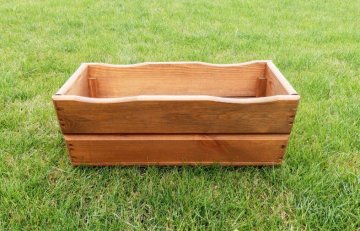 Dřevěný květináč truhlík na květiny 44 cm hnědý Dřevěný květináč truhlík na květiny 44 cm hnědý