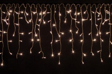 VOLTRONIC Vánoční světelný déšť 15 m, 600 LED, teple bílý